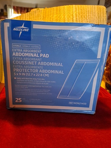 Medline NON21450 Sterile Abdominal Pads - White Box Of 25 - 第 3/4 張圖片