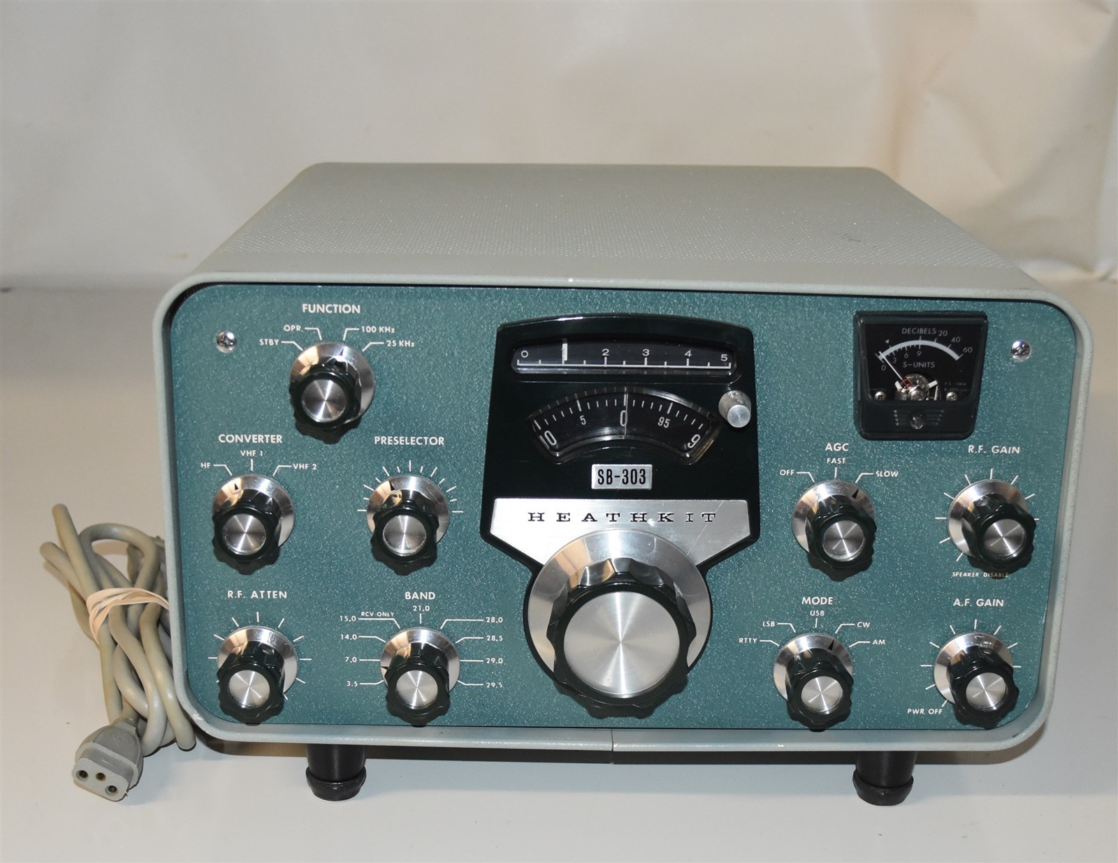 HEATHKIT SB-303 HF RECEIVER