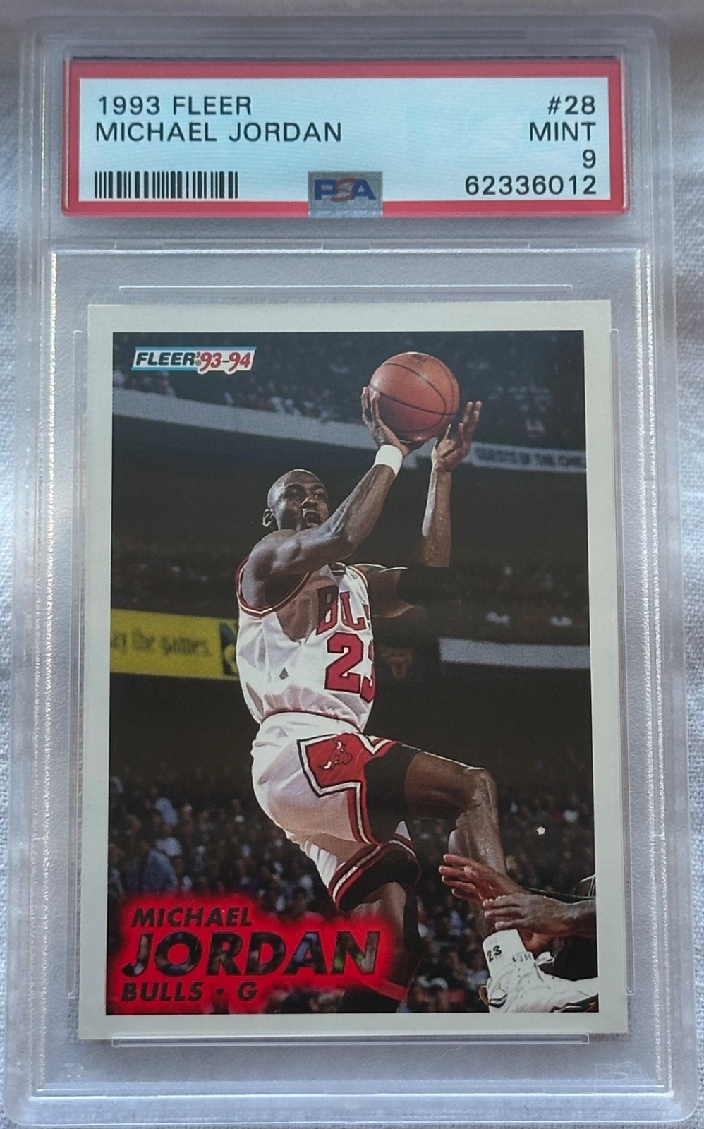 1993 FLEER MICHAEL JORDAN #28 PSA 9