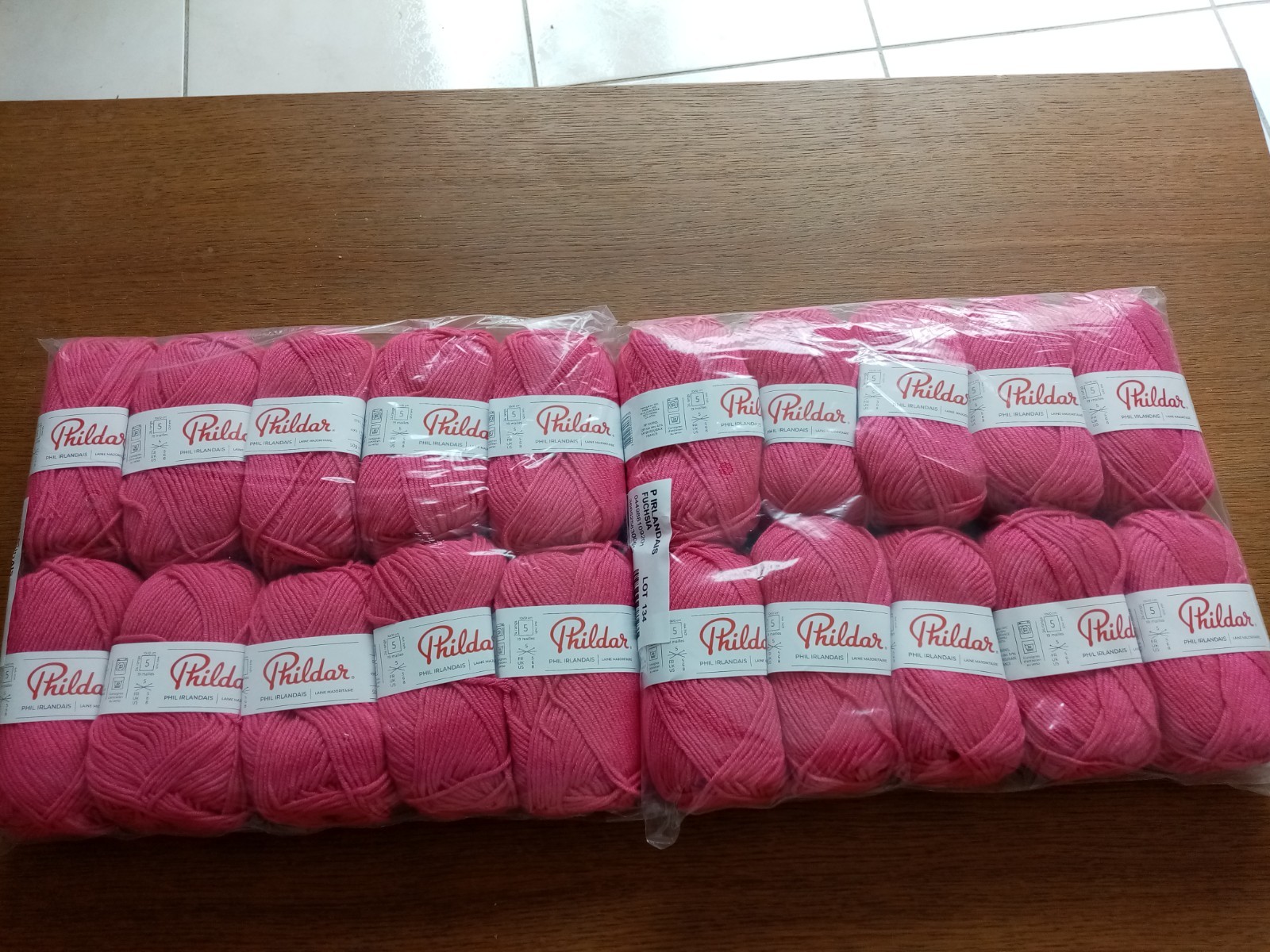 Laine Phildar Phil Irlandais rose fuschia pour tricoter un pull d'hiver chaud