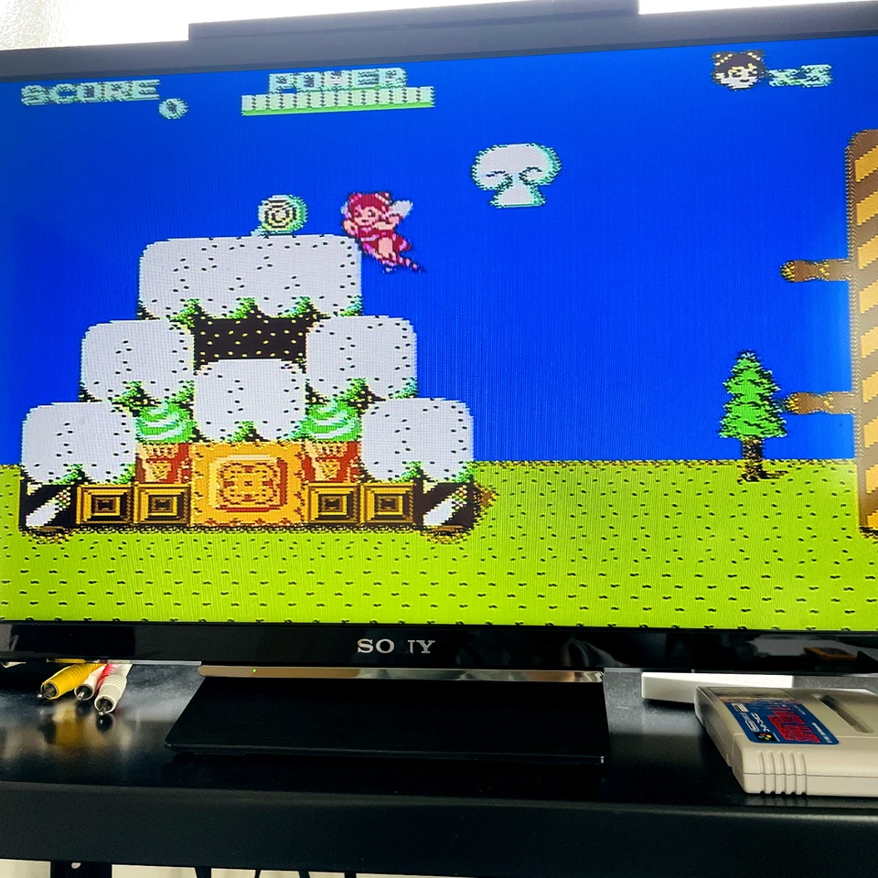 Takahashi Meijin Bugtte Honey Nintendo Famicom 1987 HFC-BH Japanese Version - Image 4 of 4