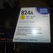 Genuine HP 824A CB382A Yellow Toner Cartridge CP6015, CM6030 OPEN BOX