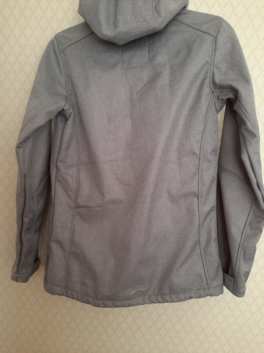 NUEVO. CHAQUETA RESISTENTE AL AGUA Y A PRUEBA DE VIENTO PARA NIÑAS. GRIS. EDAD 16.KILLTEC. PVP £ 45. - Imagen 8 de 12