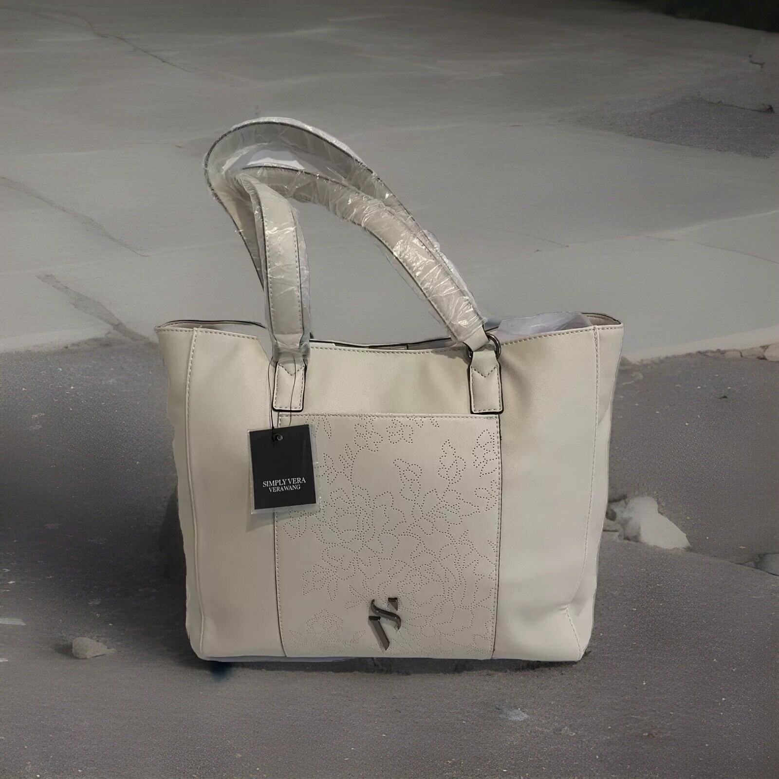 Simply Vera Wang Lavey Raddix Tote Bag Handbag Purse Ivory Large -NEW With Tags