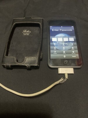 Apple iPod Touch 16GB Silver Model A1213 PASSWORD LOCKED!