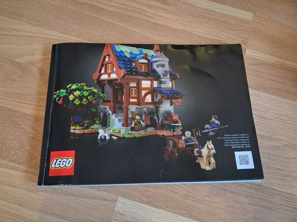 LEGO Ideas 21325 Medieval Blacksmith, Foto 3 von 5