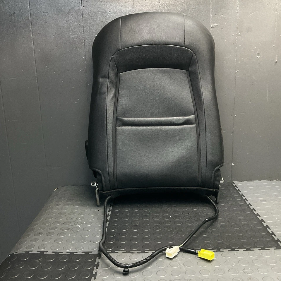 Cojín trasero asiento superior delantero izquierdo Mazda 6 2014-2016 con cables OEM Foto 2 de 4