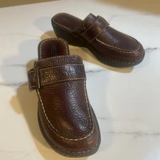 Born Leather Clogs Mules Wedges Womens Size 11/43 Buckle Detail Brown