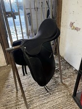 Hi-lite Elite 16 Black Riding Saddle