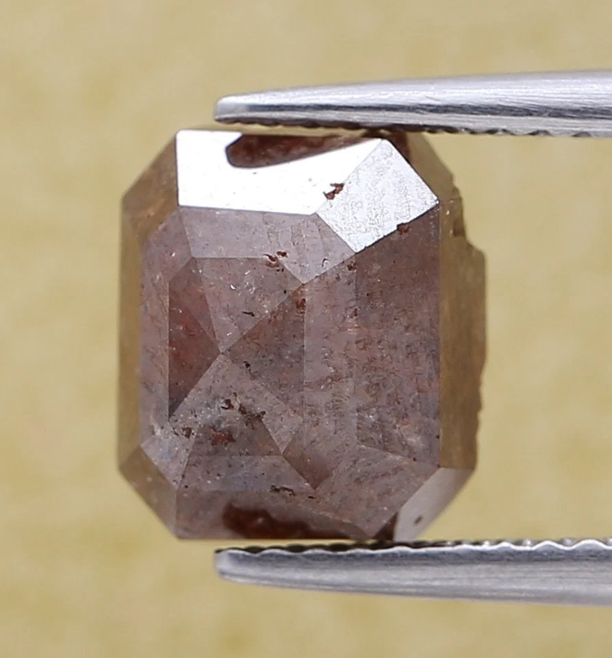 EMERALD SHAPE BROWN COLOR 4.14 CT BRILLIANT CUT DIAMOND NATURAL LOOSE DIAMOND - Image 2 of 4