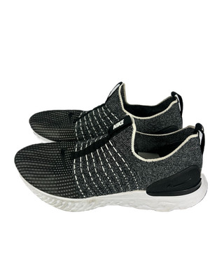 Nike React Phantom Run Flyknit 2 Sneakers   Black/White   Used (No Size Tag)