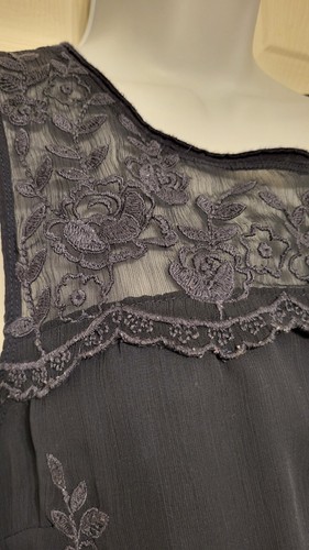 abercrombie and fitch sleeveless Sheer Stitch Design top navy Lining Medium - Picture 3 of 5