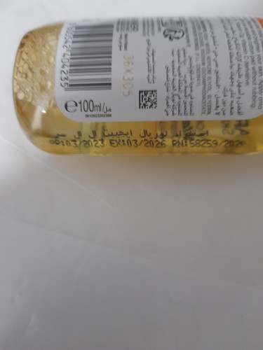 Garnier SkinActive Micellar Cleansing Water with Vitamin C 3.4oz New - Picture 3 of 3