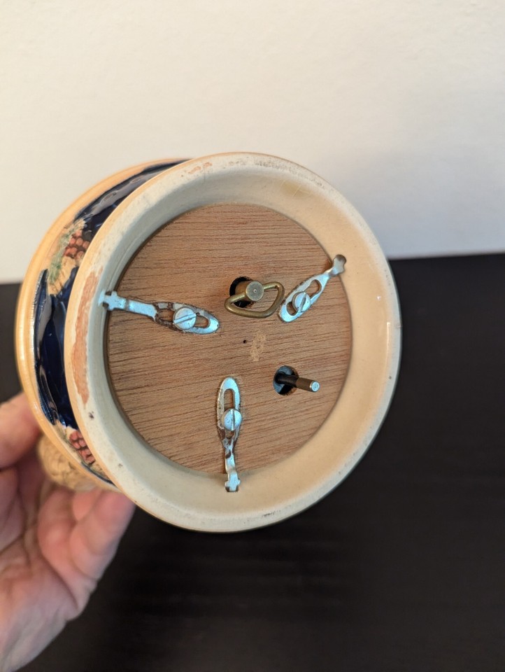 BEER STEIN MUSIC BOX, METAL LID, APPROX 10" TALL, MADE IN JAPAN VGC eBay