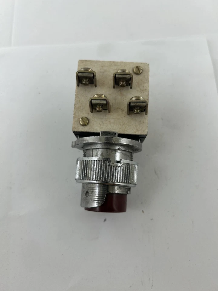 Interruptor de botón Westinghouse OTIC 228P846H07 ROJO resistente 600 VCA 250 VDC Foto 3 de 3