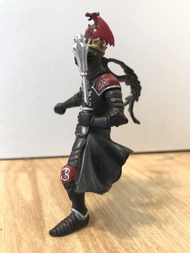 Papo Schleich Knight In Armour Red Dragon Crown Masked King Black *+JOUST* -2006 - Picture 4 of 8