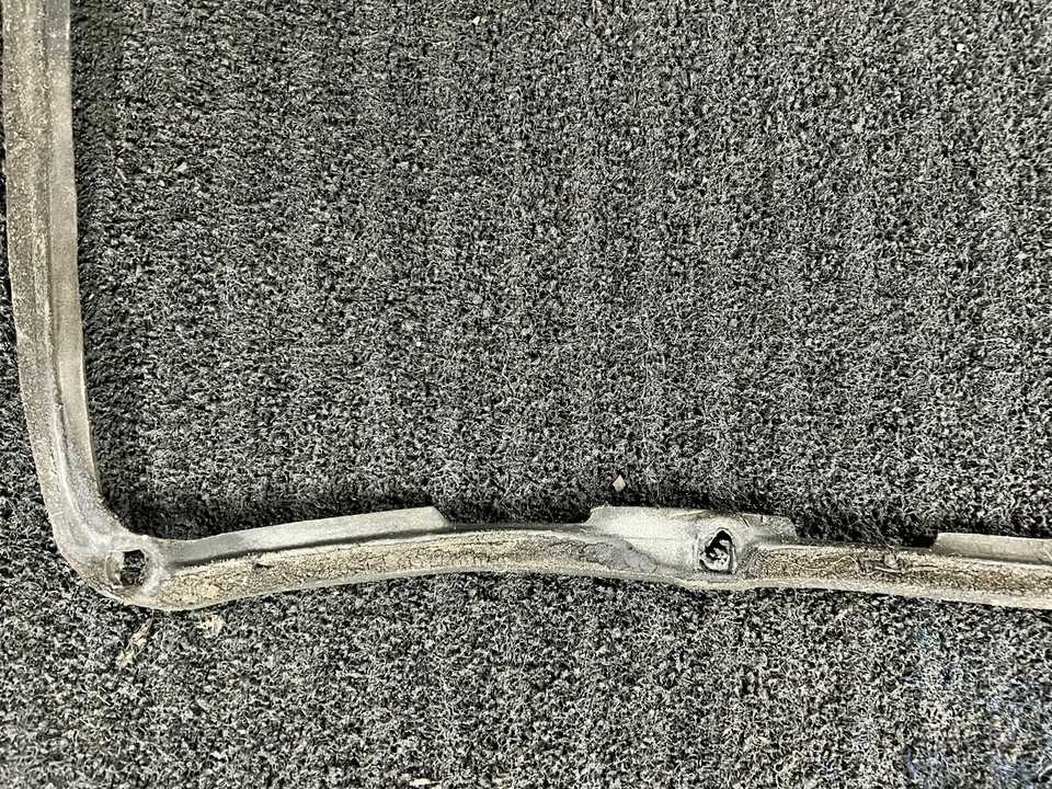 Mercedes Benz SL SLC R107 C107 Heater Blower Cover Rubber Seal