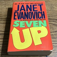 Janet Evanovich Seven Up Mass Market Mystery Novel Stephanie Plum Series English