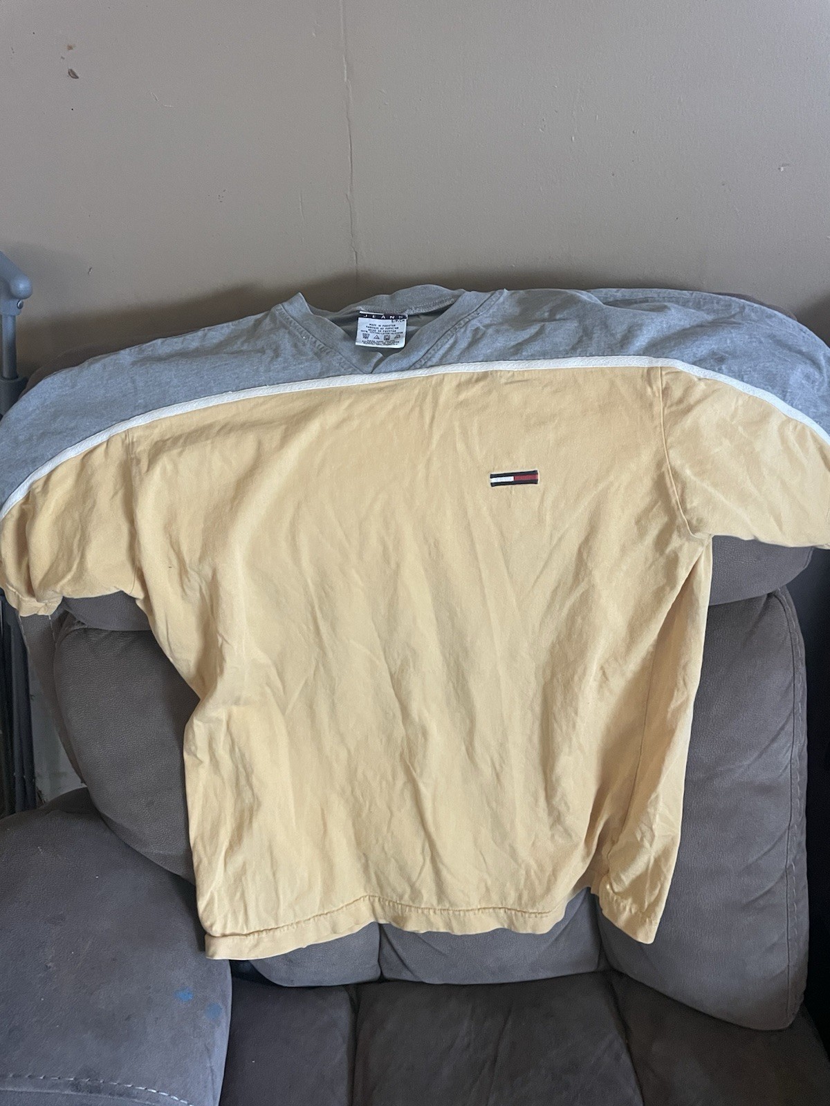 Vintage 90s Tommy Jeans Colorblock V-Neck T-Shirt Yellow and Grey