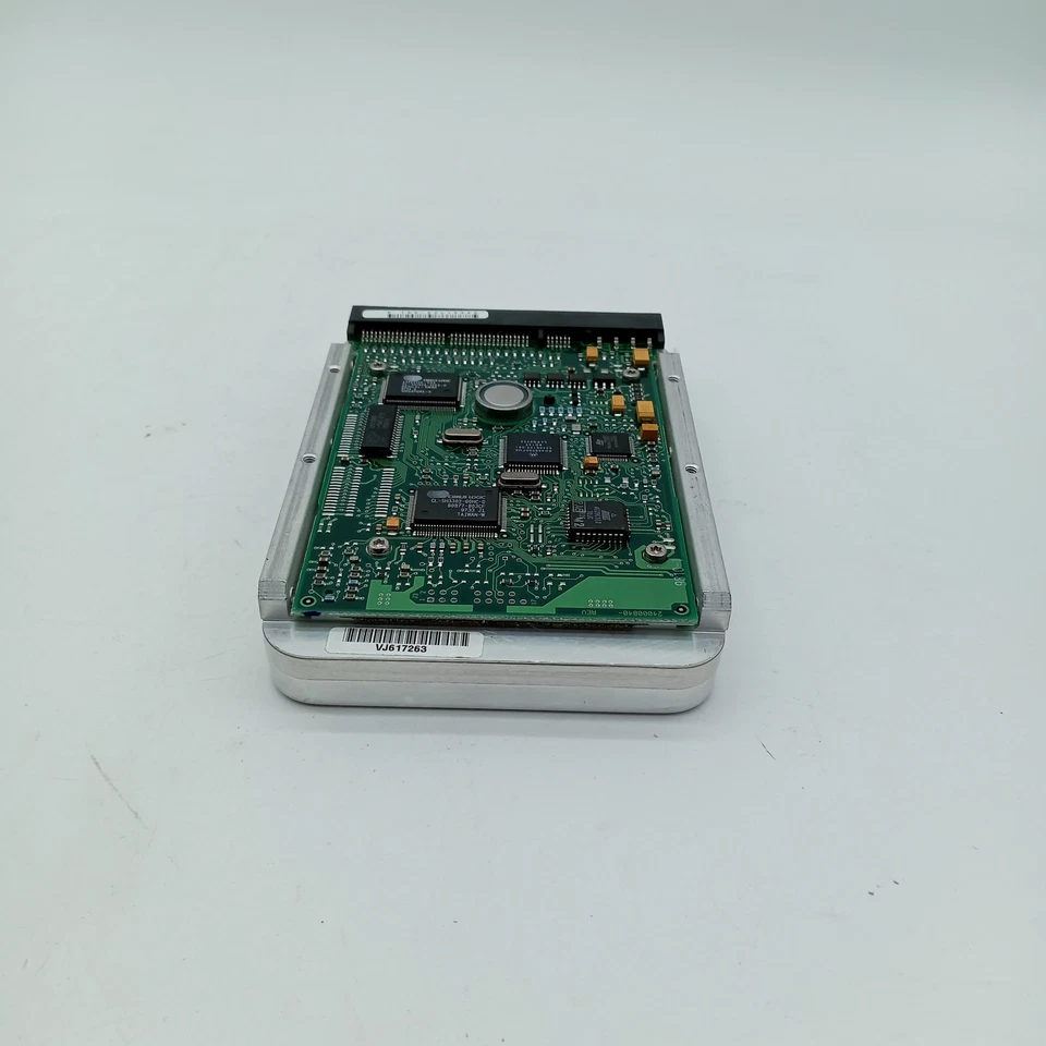 Seagate Medalist 1722 1.66GB,Internal,4500 RPM,8.89 cm (3.5") (ST31722A) Desktop - Image 2 of 4