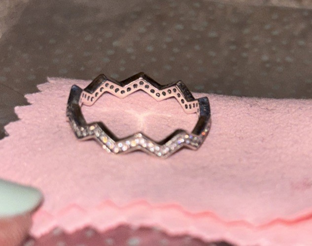 Pandora,Stackable Sparkling Zigzag Ring,Size 52 - image 1