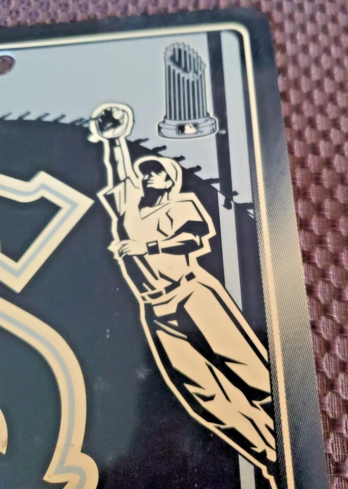 Chicago White Sox 2005 World Series Champions MLB WinCraft Plastic Wall Sign - Image 4 of 4