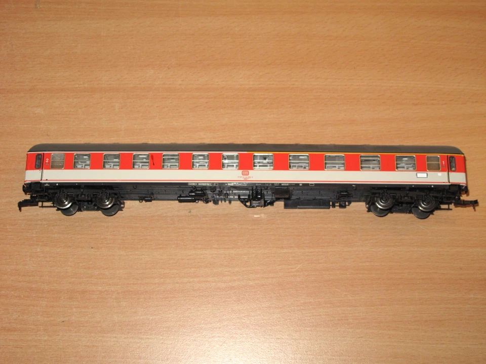 ADE H0 Bausatz Modell-D-Zugwagen DB Orange in TOP 3