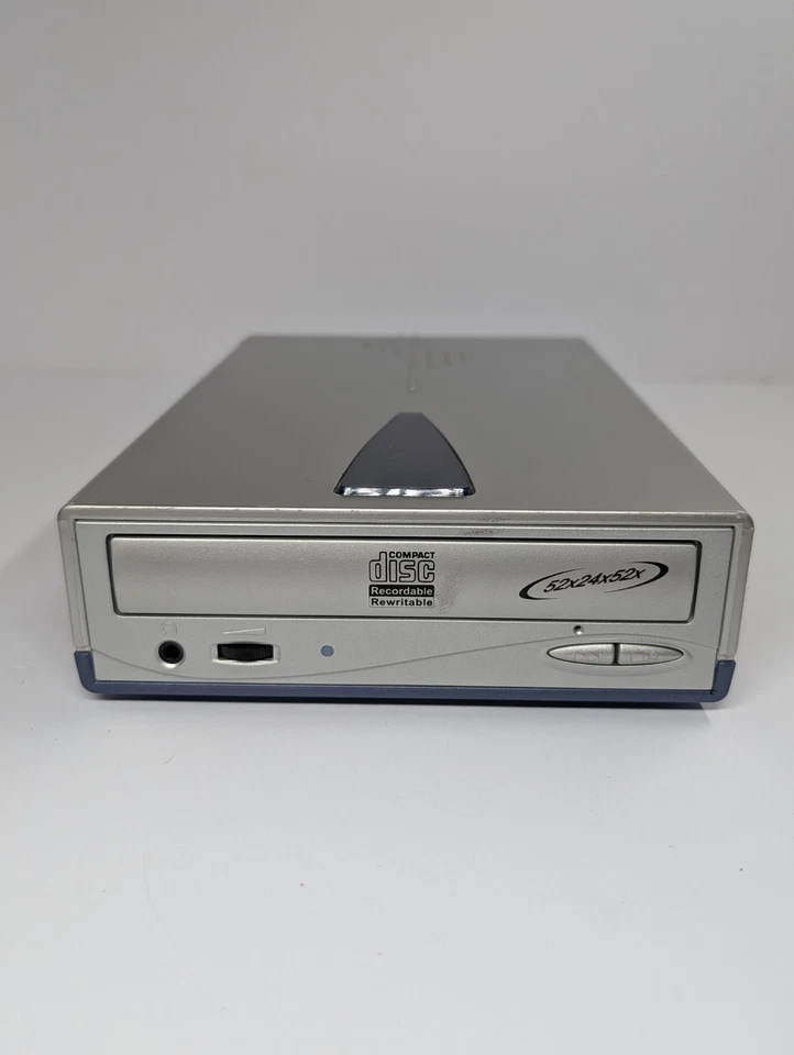 I/O Magic 52x24x52 Internal CD Rewritable Drive - Image 2 of 4
