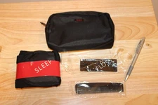 TUMI for Delta Black Amenity Kit Small Zippered Soft Travel Case Toiletry Bag