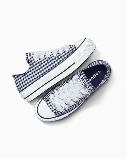 Size 9.5 - Converse Chuck Taylor All Star Lift Platform Low
