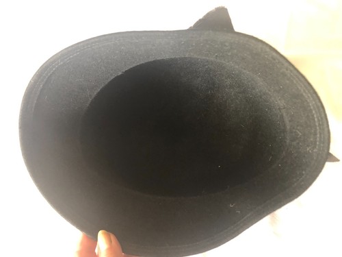 Original Antique 1920s French Black Felt Cloche Hat with Grosgrain Ribbon 57 cms - Picture 7 of 7