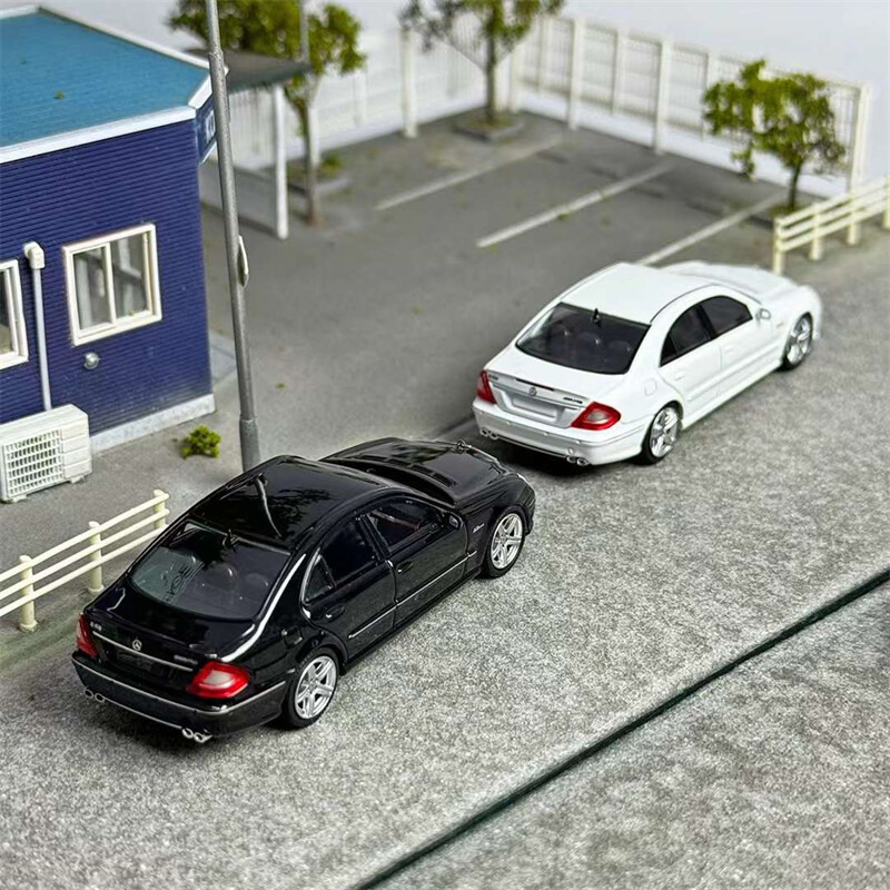 Mk Model 1: 64 E63 W211 Xe mô hình đúc | Việt Nam Mk Model 1: 64 E63 W211 Xe mô hình đúc | Việt Nam