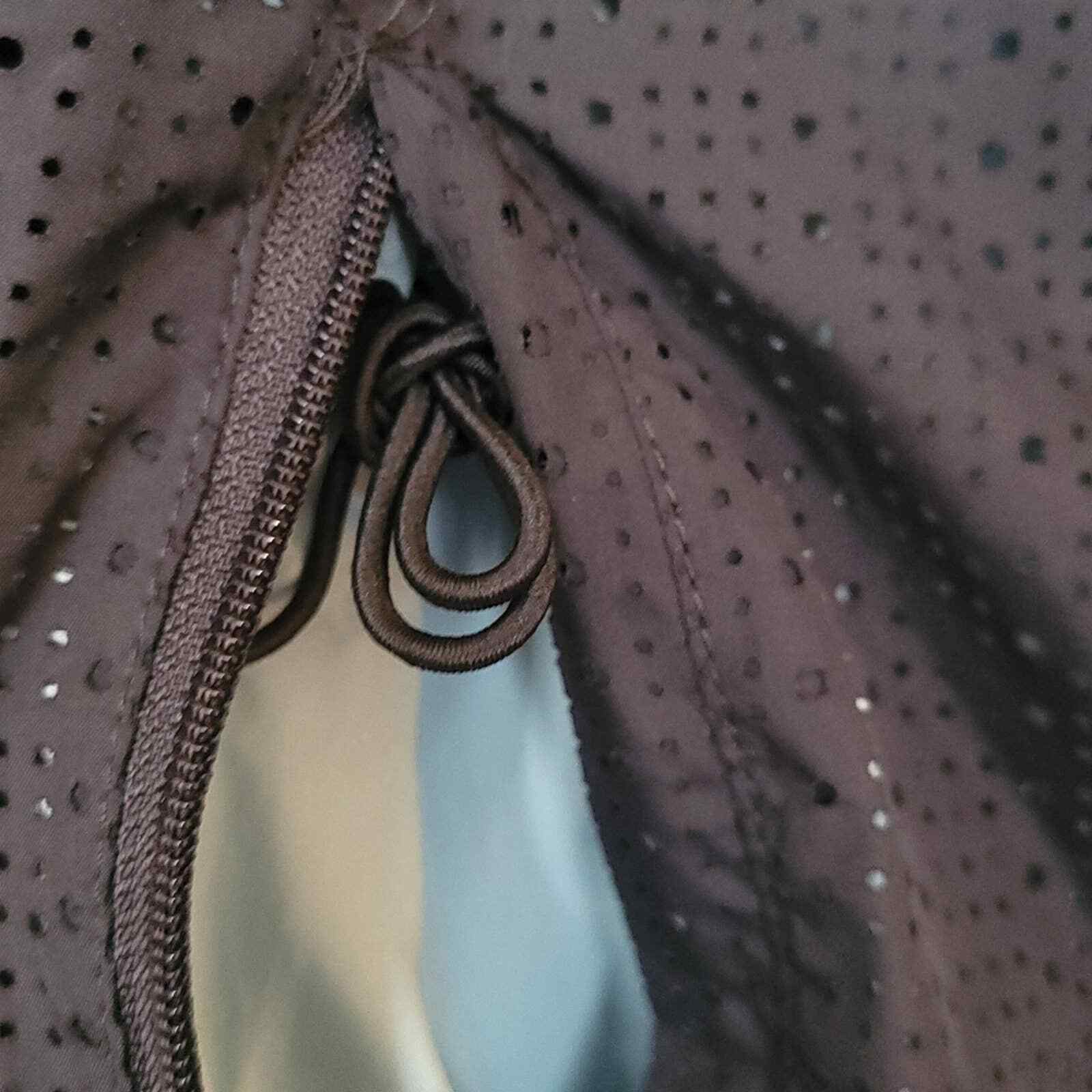 Fabletics windbreaker pullover. Gray. Size small - image 7