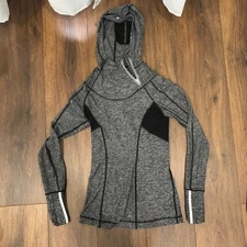 Lululemon Run Back On Track Long Sleeve Pullover Women Sz 4 Heather Gray Black