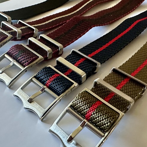 22mm Set of 5 straps - Chevron Fabric Nylon Hook Military Strap (RED) - Picture 4 of 6