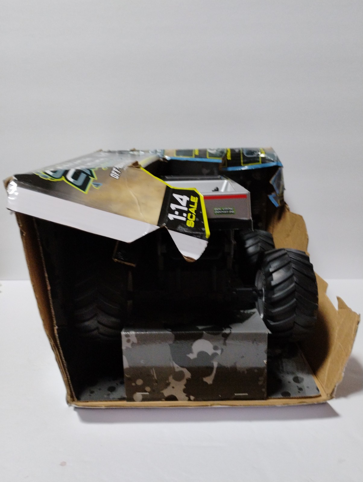 Braha Industries Canyon Crusher 4x4 Polygon Prowler Off Road RC Open Box