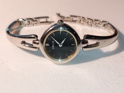 W06 Pulsar V400-X161 Slim 5.5in Silver Tone Black Face Bracelet Watch