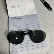 Polaroid Pat Pend Vtg Clip on, clip over Sunglasses Blockers