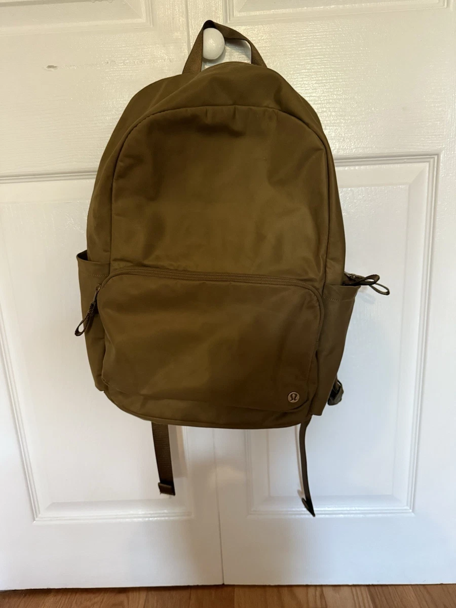 Lululemon Backpack Green Bags & Handbags for Women for sale  display picture 1