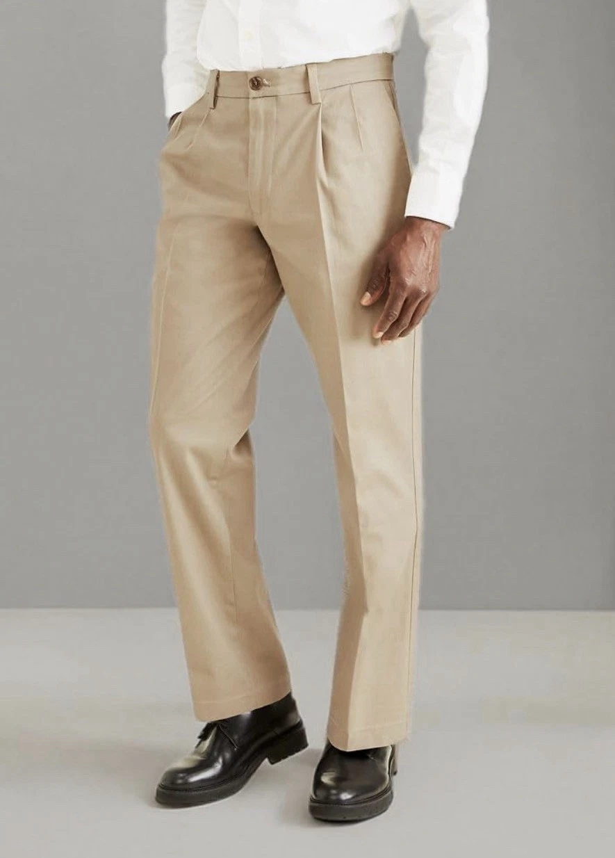 Dockers Classic Fit Signature Khaki Cotton Stretch Pants Pleated Beige Sz 46x32