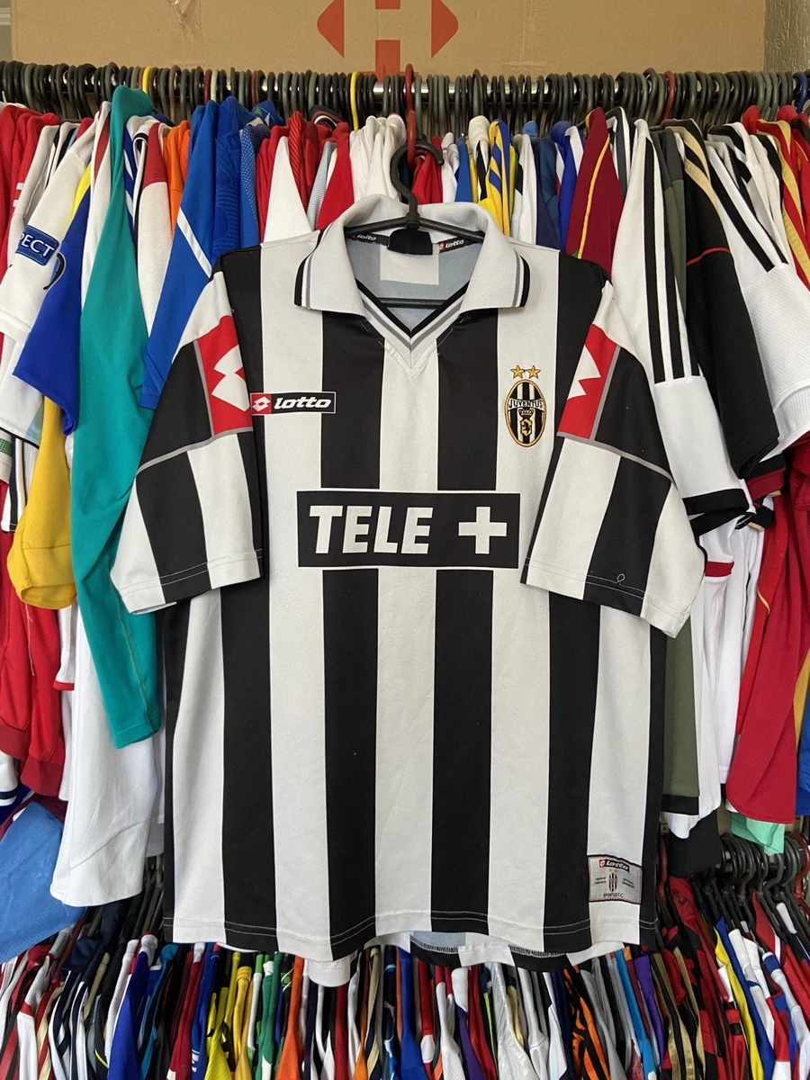 Juventus Multi-Color Size XL International Club Soccer Fan Apparel