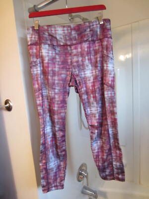 NWOT women's active wear capri pants Pro Player Size L burgundy colors