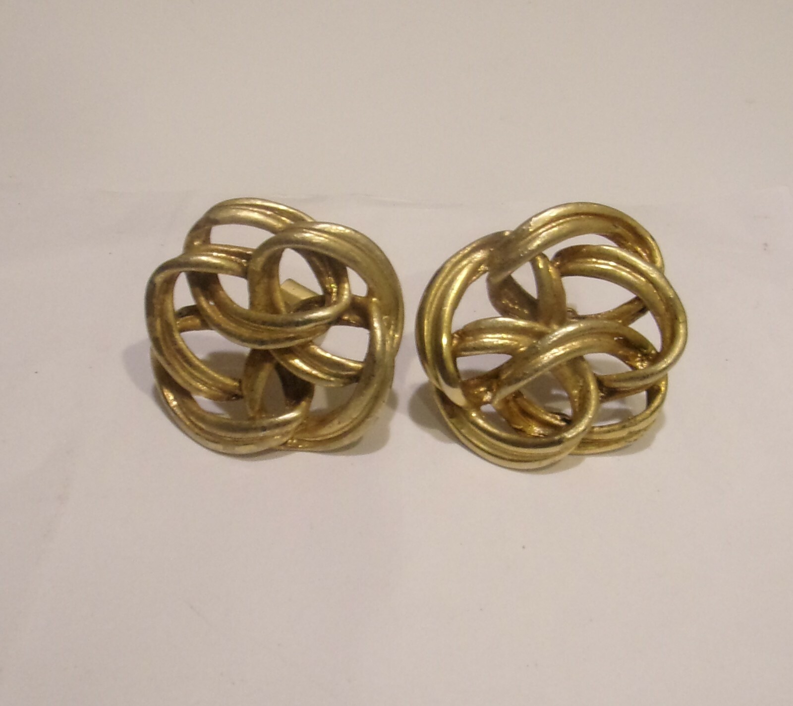 Vitg. Gold Plated Matte Finish Twisted Open Work Rope Design Large Clip Earrings-image