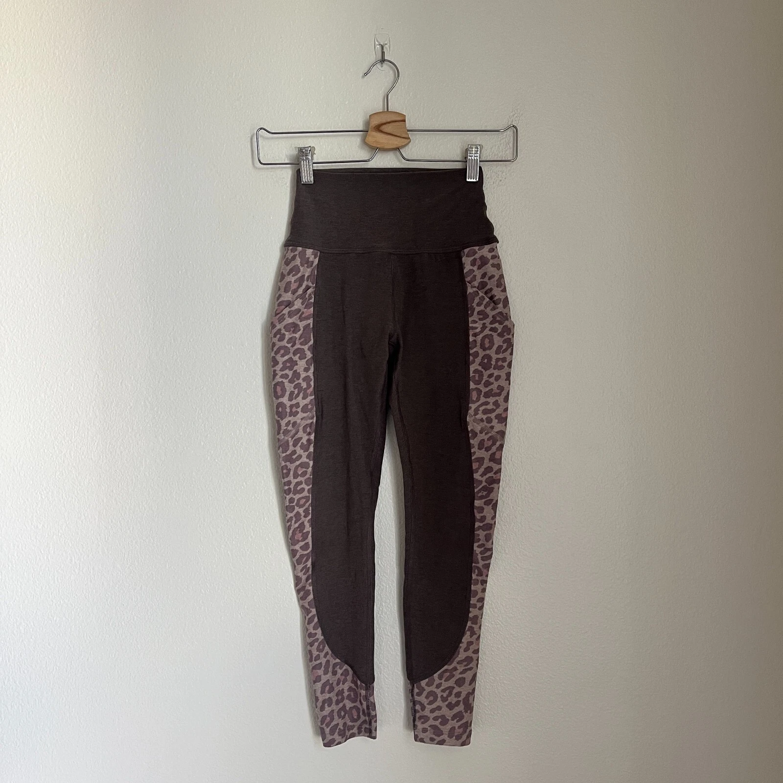beyond-yoga spacedye out of pocket high waisted leopard leggings