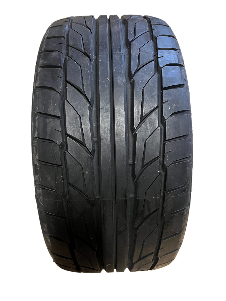 Nitto NT555 G2 275/30ZR20 Tire for sale online | eBay