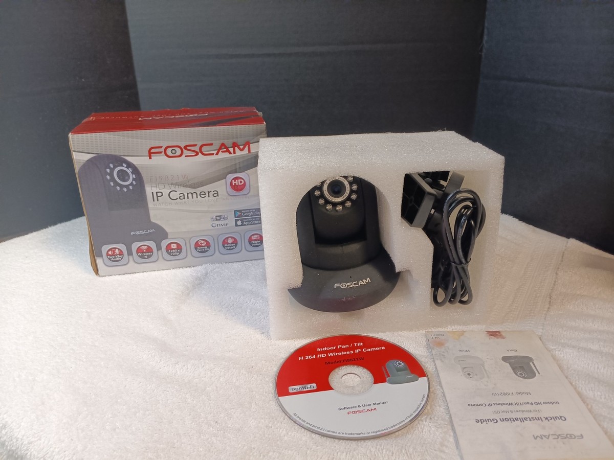 Foscam Fi9821w Foscam 9821 Foscam HD Wireless IP Camera F198221W