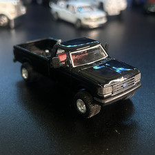Greenlight 1990 Ford F-250 BRICKNOSE CUSTOM MURDERED OUT