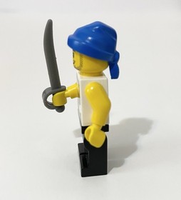 Lego Mini Figure Pirates Blue Rag Hat Green White Striped Shirt Set 6240