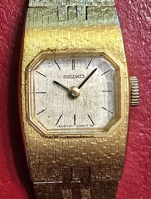 Vintage Seiko Ladies Gold Plated Manual Wind Up Watch. In  display picture 1
