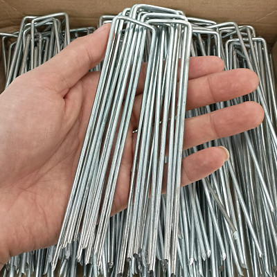 100 Pcs 6 Inch Garden Landscape Staples Galvanized Pins Lawn Stakes for Weed Bar